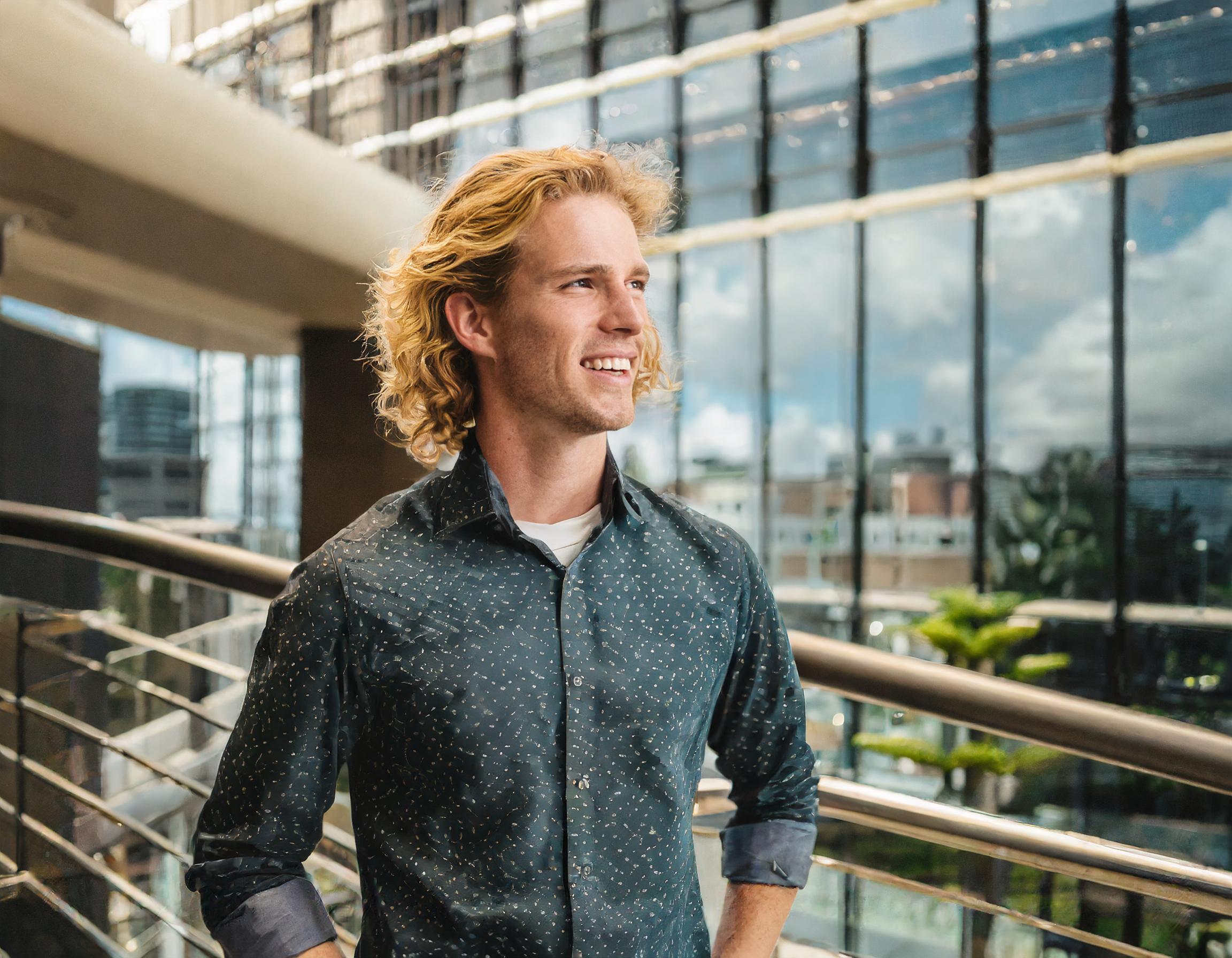 lächelnde Person, positive Energie